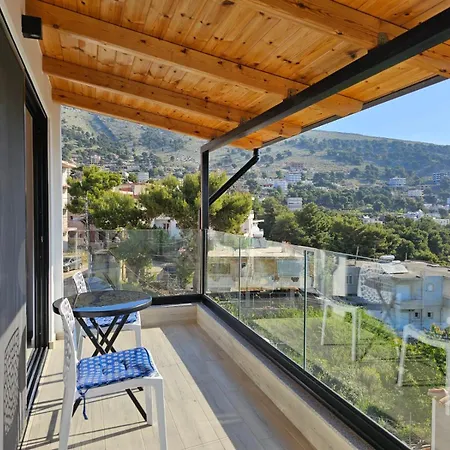 Arta Apartment *