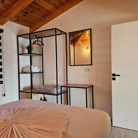 Apartment Arta