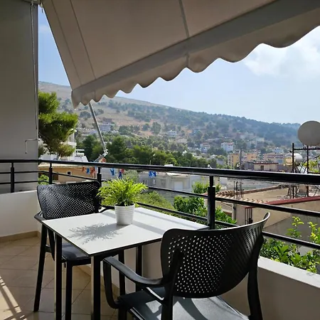 Apartment Arta *